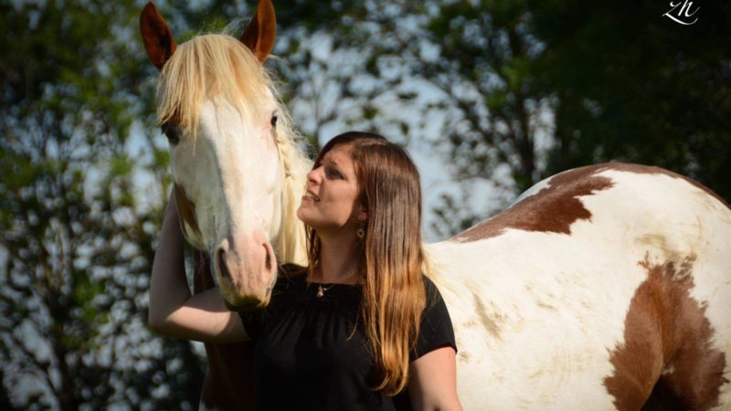 Gilliane Senn, une artiste à la découverte du mustang