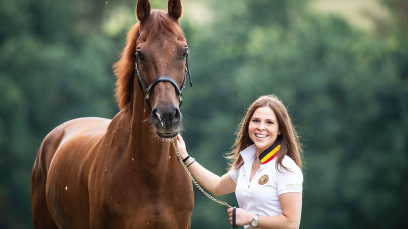 Charlotte Defalque et Botticelli : des jeunes chevaux aux championnats du monde